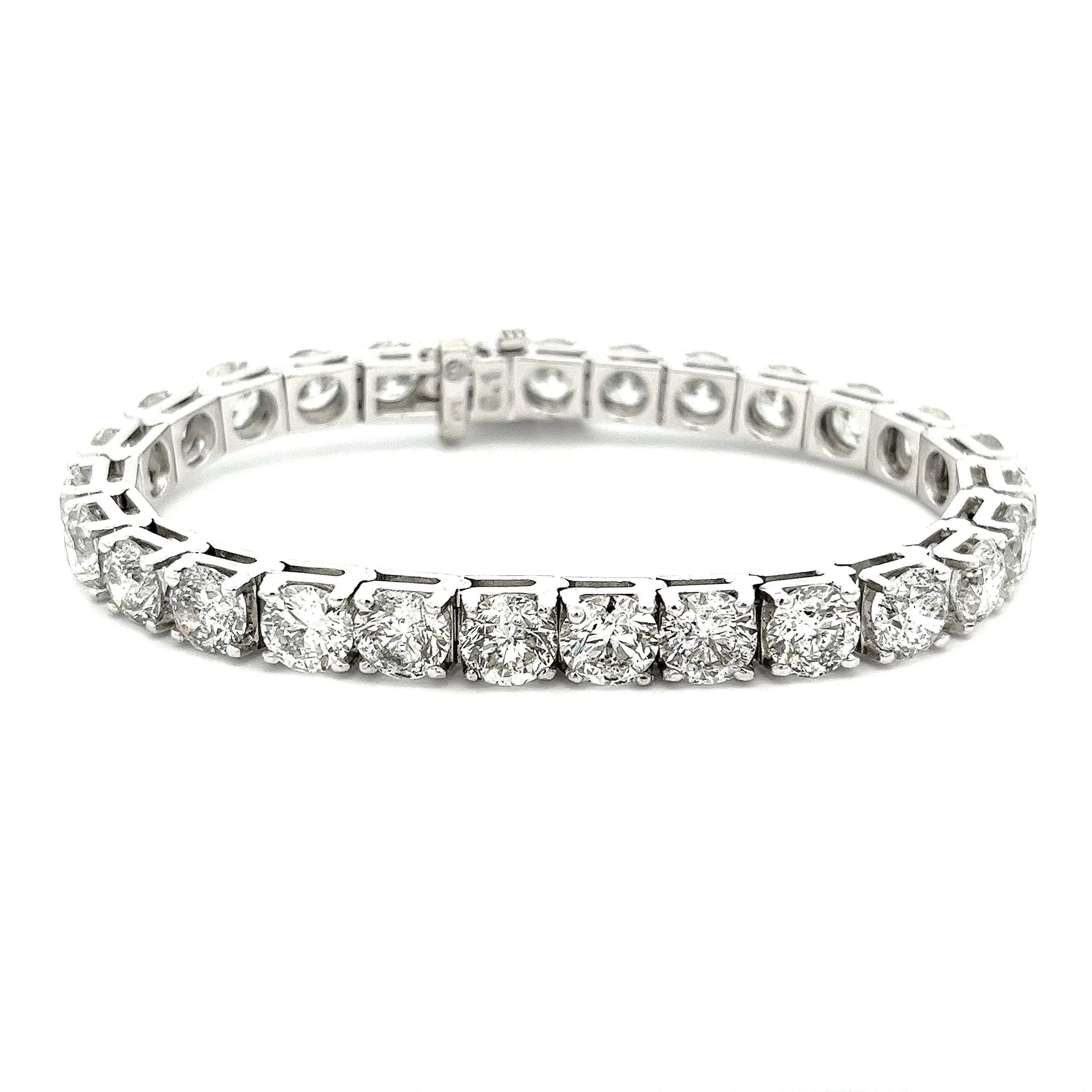 29ct 18k White Gold Diamond Bracelet