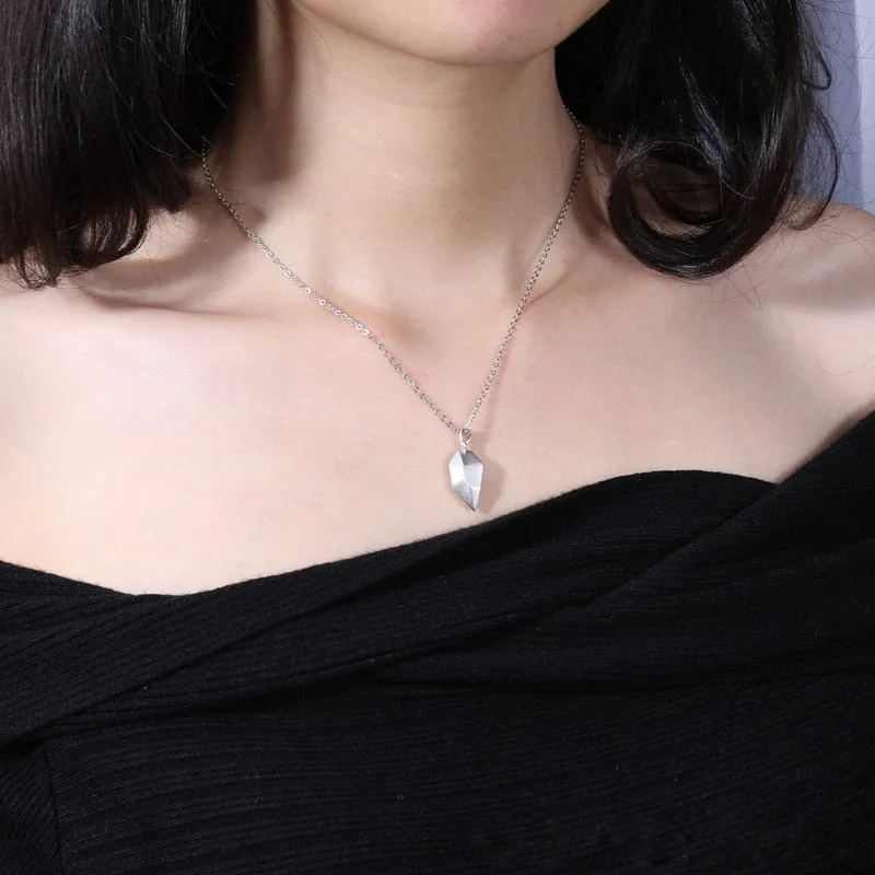 2pcs matching necklaces for couples Magnetic Lovers Heart necklaces Suction Wishing Stone